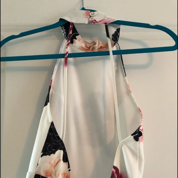 Beautiful WINDSOR floral dress, size small - Picture 4 of 7